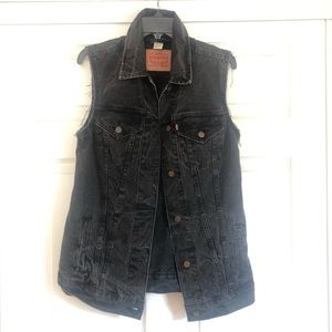 Levi’s Black Denim Vest - Size S